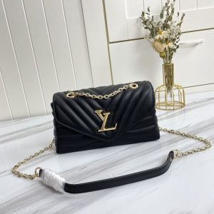 Replica Designer Louis Vuitton WAVE CHAIN BAG Bag