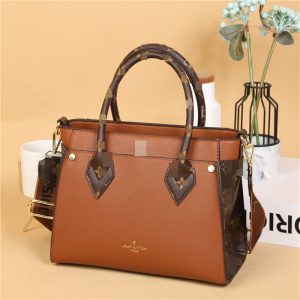 Replica Designer Louis Vuitton Women All-Match Underarm Bag Retro Solid Color Wild One-Shoulder Bag