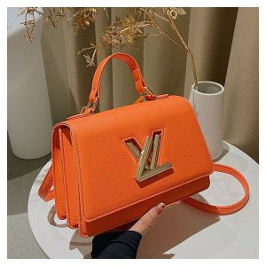 Replica Designer Louis Vuitton Women Solid Color Fashion Flip Cover One-Shoulder Crossbody Bag