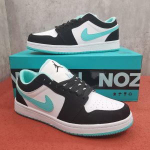Replica Designer Nike Low Top Black And Red Toes Breathable Women Casual Skateboard Shoes