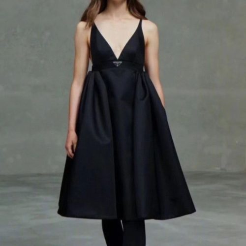 Replica Designer Prada Black Backless Temperament V-Neck Suspender Dress