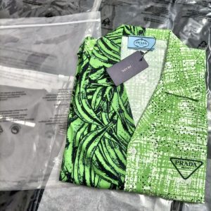 Replica Designer Prada Men Green Banana Graffiti Hit Color Stitching Pocket Loose Short-Sleeve Shirt Top