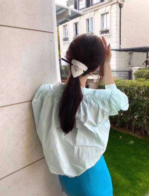 Replica Designer Prada Retro Inverted Triangle Metal Hairpin