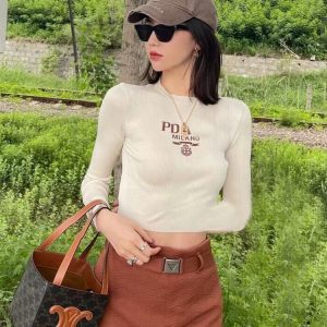 Replica Designer Prada Round Neck Bottoming Sweater Knitted Loose Short Top