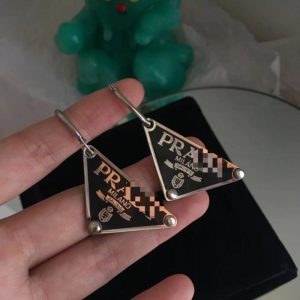 Replica Designer Prada Simple Color Matching Metal Personality Small Earrings