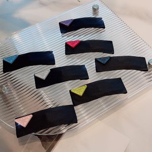 Replica Designer Prada Simple Girl Temperament Wide Side Hair Clip
