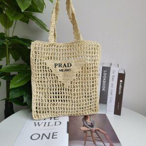 Replica Designer Prada Summer New Literary Pure Hand-Woven Casual Style Shoulder Bag