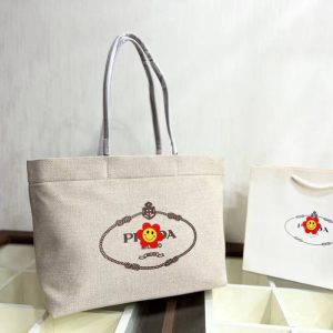 Replica Designer Prada Summer Simple Large Capacity Canvas Tote Bag