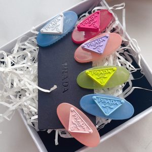Replica Designer Prada Sweet Oval Temperament Bangs Hair Clip