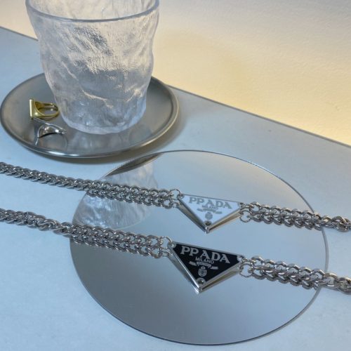 Replica Designer Prada Women Black White Drop Glue Necklace