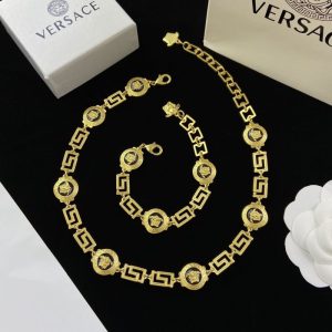 Replica Designer Versace Fashion Cutout Necklace