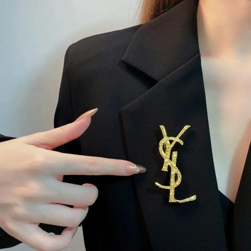Replica Designer YSL Women Personality Retro Temperament Letter Pin Brooch