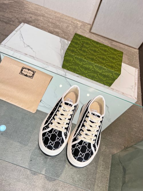 Replica Gucci Shoes 16OR776 - Image 3