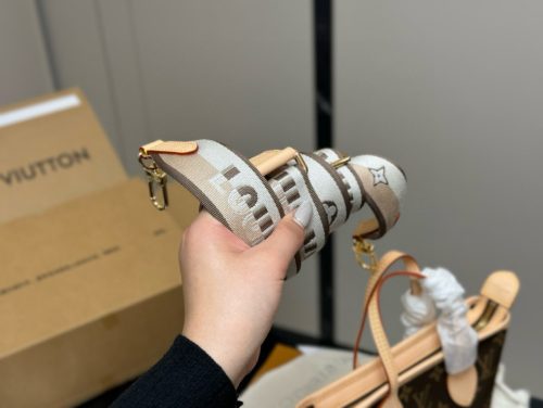FashionReps Bags LouisVuitton Bag - Image 3