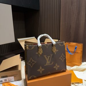 FashionReps Bags LouisVuitton Bag