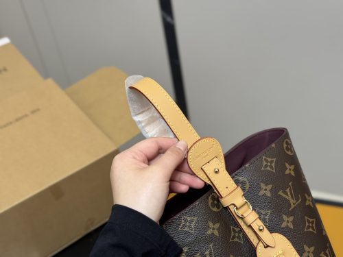 FashionReps Bags LouisVuitton Bag - Image 3