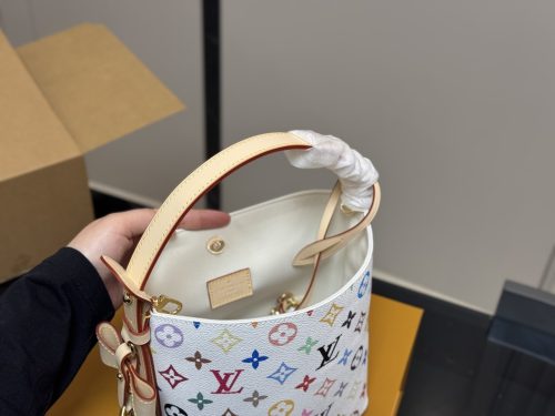 FashionReps Bags LouisVuitton Bag - Image 4