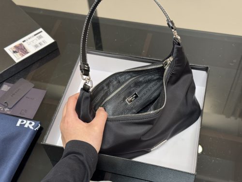 FashionReps Bags Prada Bag - Image 4