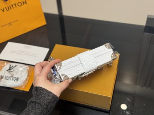 FashionReps Bags LouisVuitton Bag - Image 3
