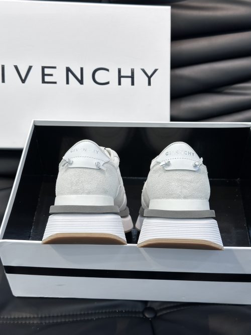 Replica Givenchy Shoes 16OR762 - Image 4