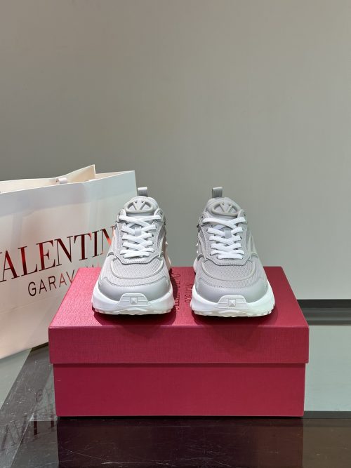 Replica Valentino Shoes 16OR359 - Image 2