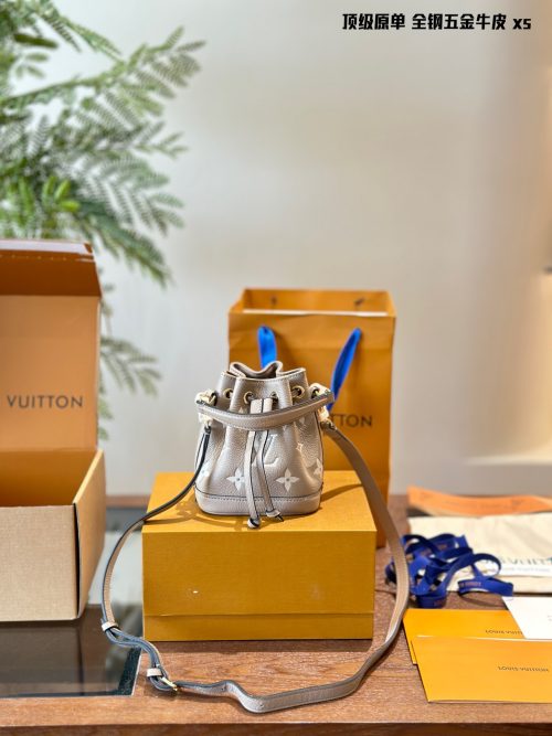 FashionReps Bags LouisVuitton Bag