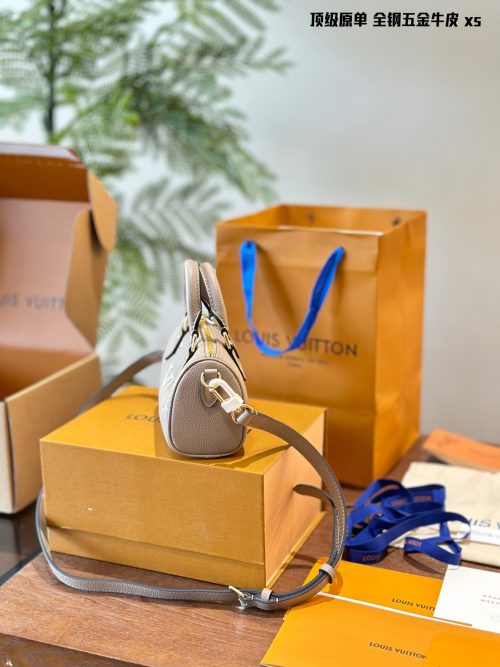 FashionReps Bags LouisVuitton Bag - Image 3