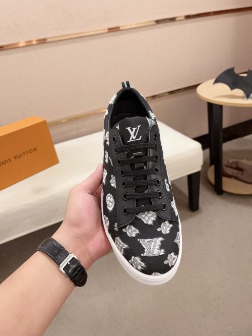 Replica Lv Shoes 16OR450 - Image 2
