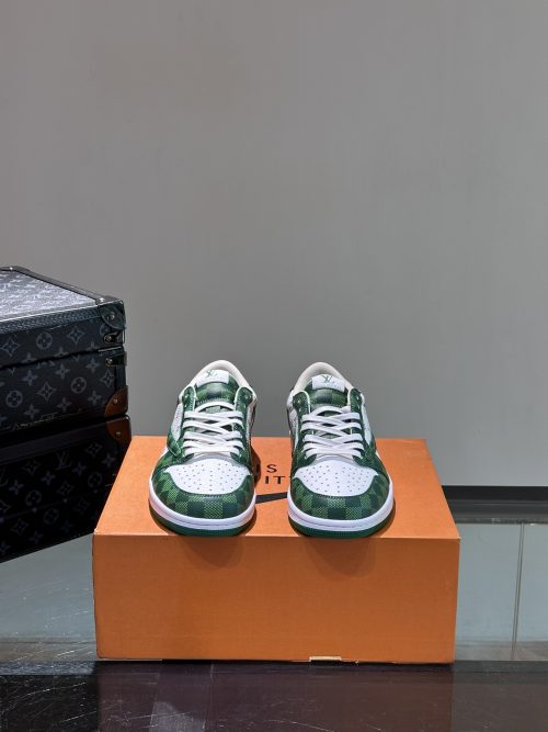 Replica Nike Shoes 16OR358 - Image 2