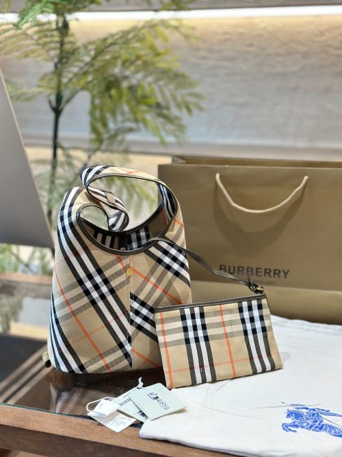 FashionReps Bags BURBERRY Bag - Image 3