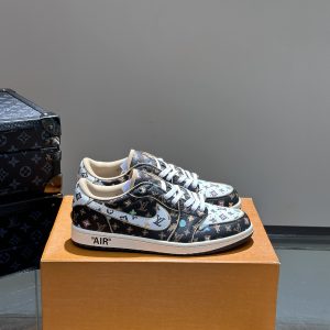 Replica Nike Shoes 16OR355