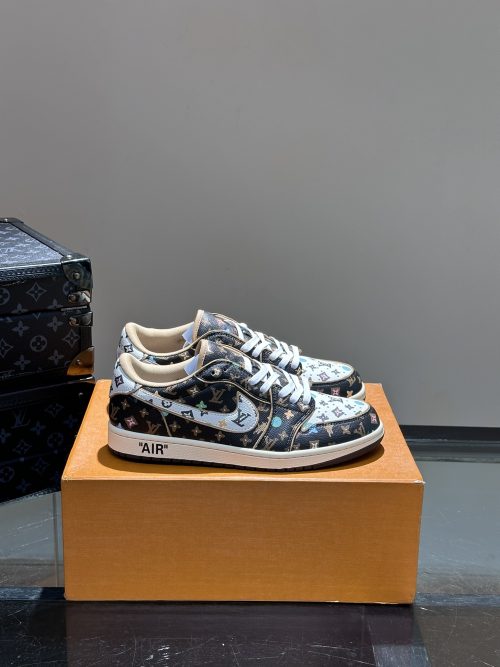Replica Nike Shoes 16OR355