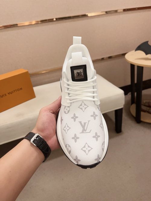 Replica Lv Shoes 16OR442 - Image 2