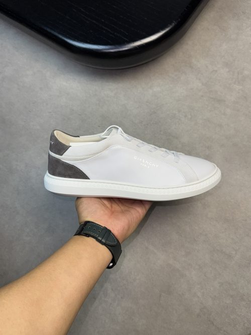 Replica Givenchy Shoes 16OR720 - Image 4