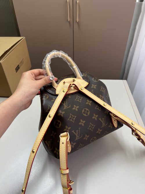 FashionReps Bags LouisVuitton Bag - Image 4