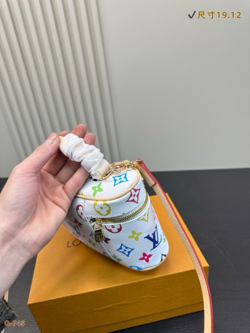 FashionReps Bags LouisVuitton Bag - Image 4