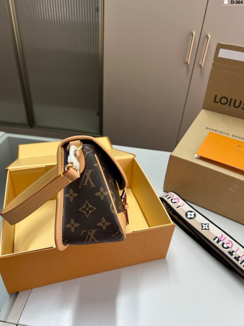 FashionReps Bags LouisVuitton Bag - Image 2