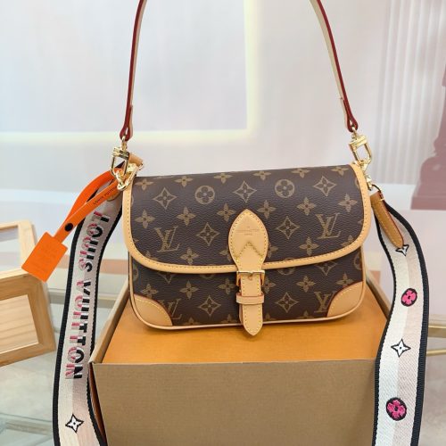 FashionReps Bags LouisVuitton Bag - Image 4