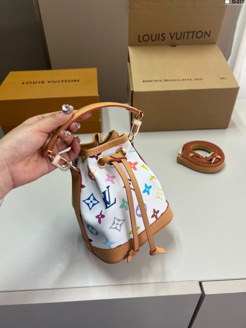 FashionReps Bags LouisVuitton Bag