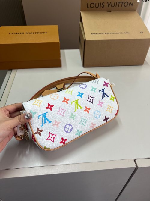 FashionReps Bags LouisVuitton Bag - Image 4
