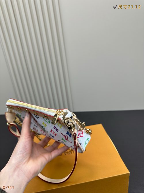 FashionReps Bags LouisVuitton Bag - Image 4