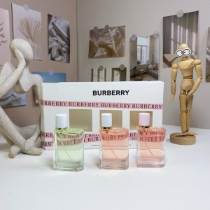 Fashionreps Burberry  Fragrance PR675