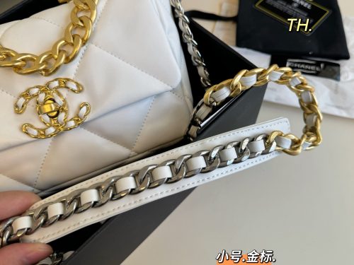 Fashionreps Chanel Bag 18KE0641 - Image 4