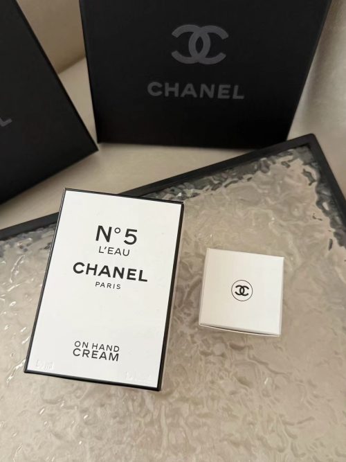 Fashionreps Chanel Fragrance PR834 - Image 4