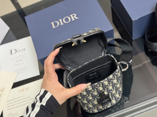 Fashionreps Dior Bag 18KE0685 - Image 4