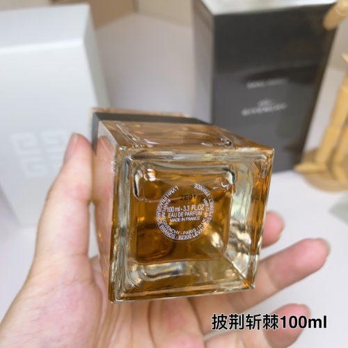 Fashionreps Givenchy Fragrance PR552 - Image 4