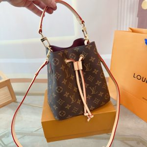Fashionreps LouisVuitton Bag 18KE0583