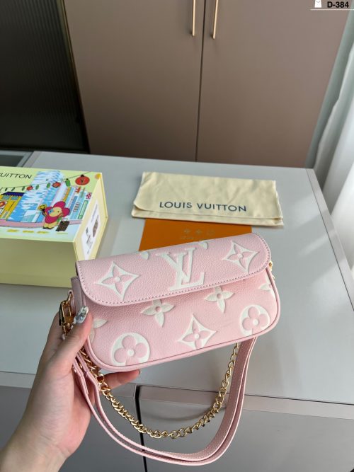 Fashionreps LouisVuitton Bag 18KE0649