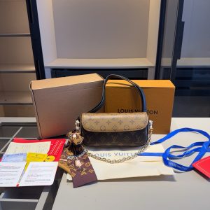 Fashionreps LouisVuitton Bag 18KE0662