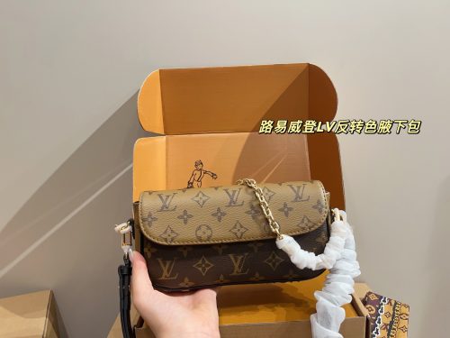 Fashionreps LouisVuitton Bag 18KE0678